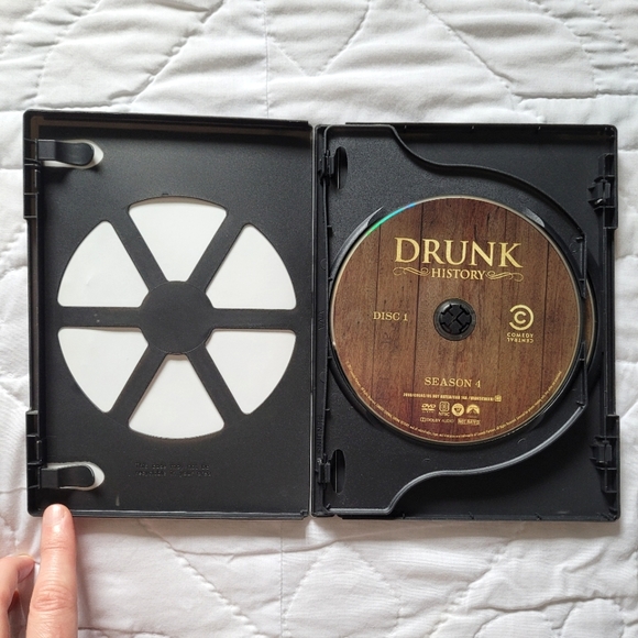 2/$15 🌼 Drunk History - Picture 3 of 5